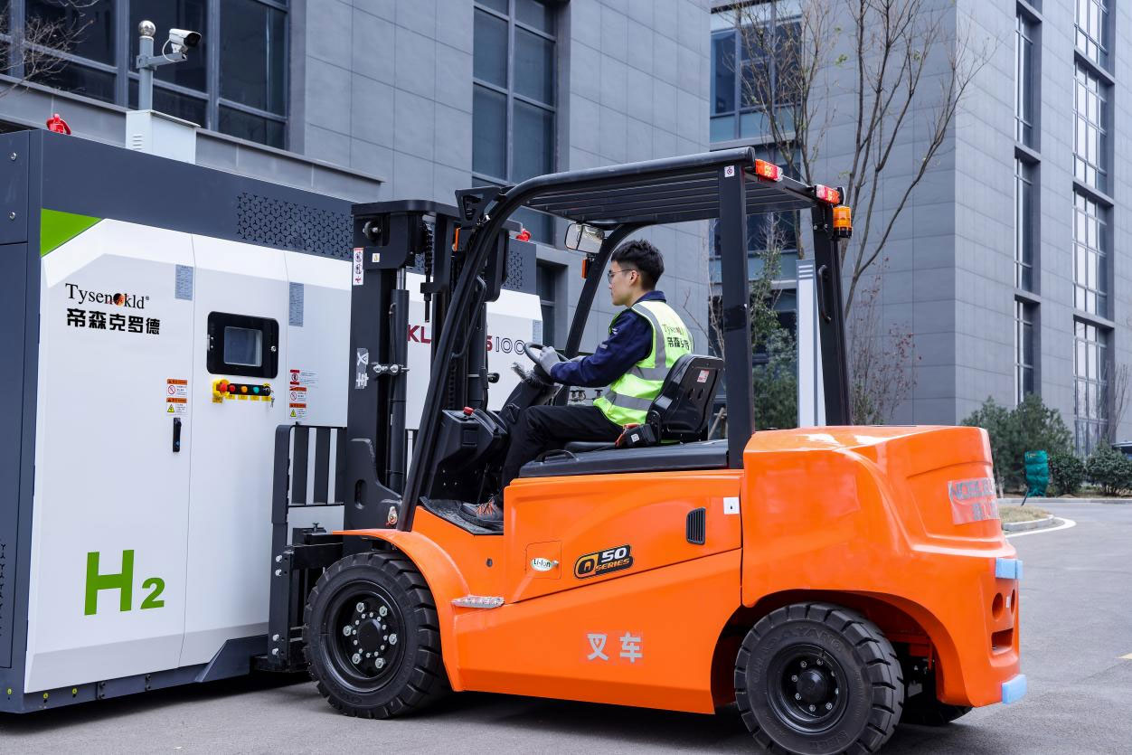 Application of hydrogen backup power systems in electric tools and construction machinery